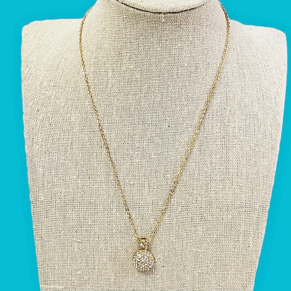 {4 for $20} NWT Set of 2 Charming Charlie Delicate Gold Necklaces - Picture 9 of 9